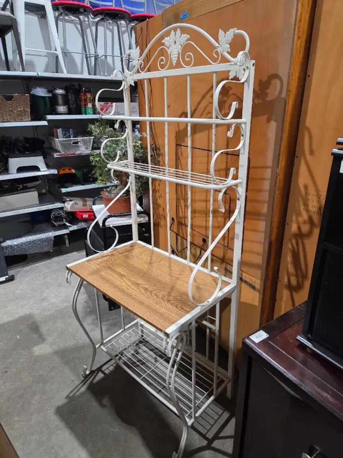 White Metal Bakers Rack