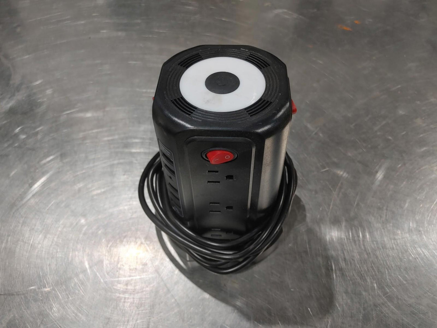 Good Condition Passus XT-U3011 120V & USB A Power Station Black Tested Working