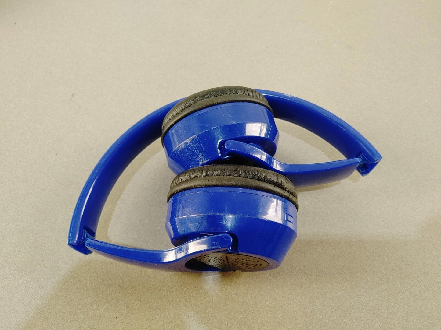 Bud Light On-Ear Wireless Bluetooth Headphones Blue - Fair