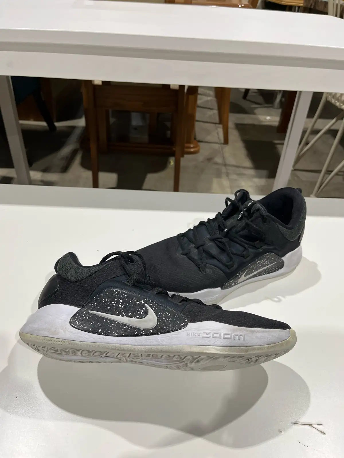 Nike Hyperdunk men’s US10