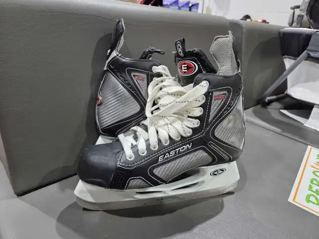 Easton X-treme Stealth Adult Hockey Skates Size 8