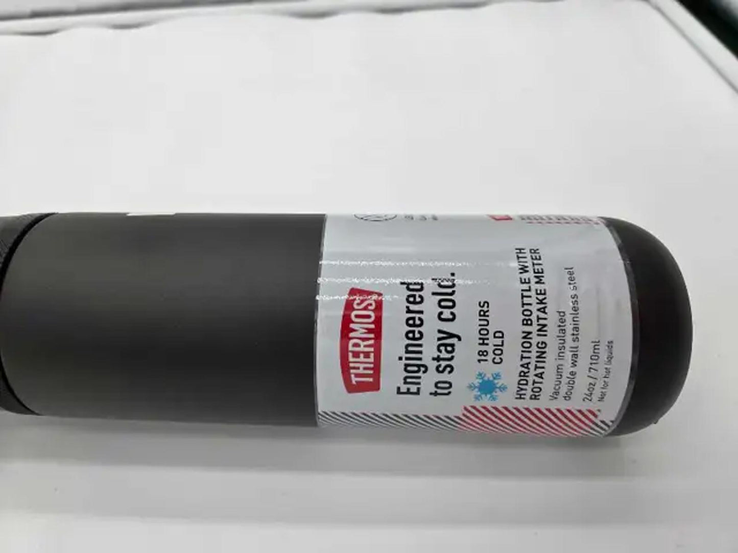 New! Thermos Hydration Bottle 24oz