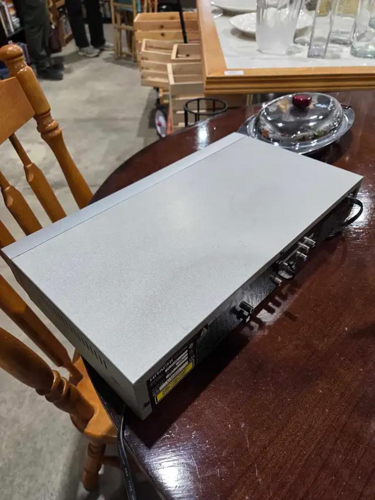 Lecteur DVD Hitachi