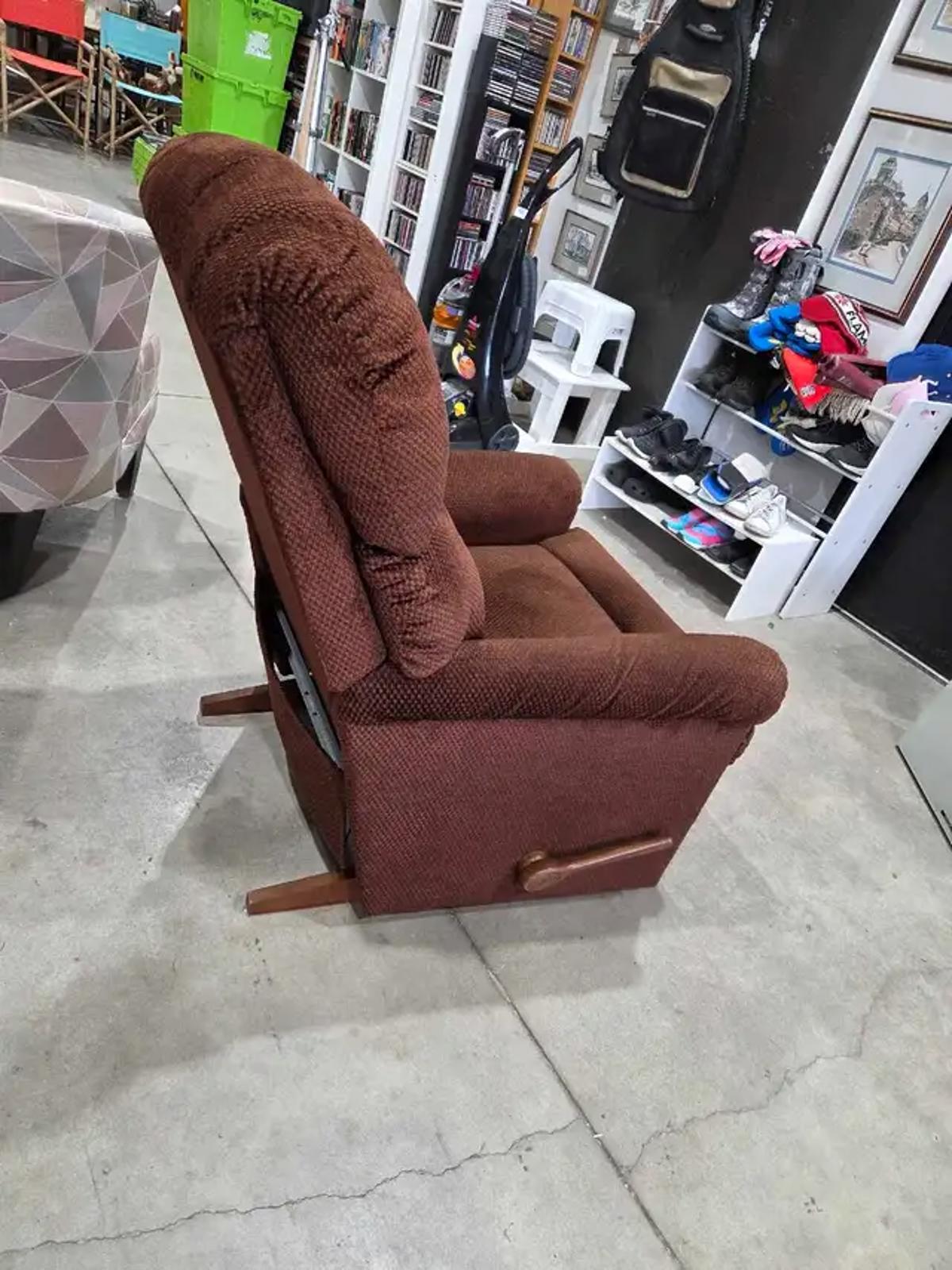 La-Z-Boy Pinnacle Recliner