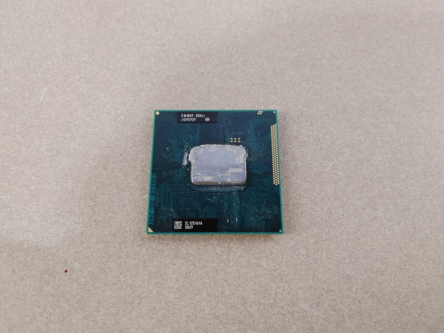 GOOD CONDITION intel Core i3-2330M CPU Untested