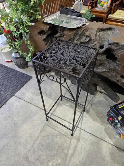 Tall Metal Plant Stand