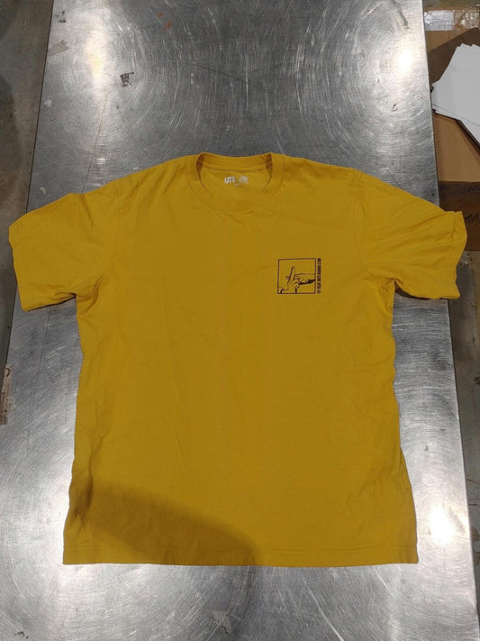 Excellent Condition UT Naruto Graphic Yellow T-Shirt Size L