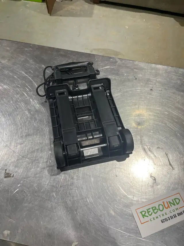 Folding hand truck