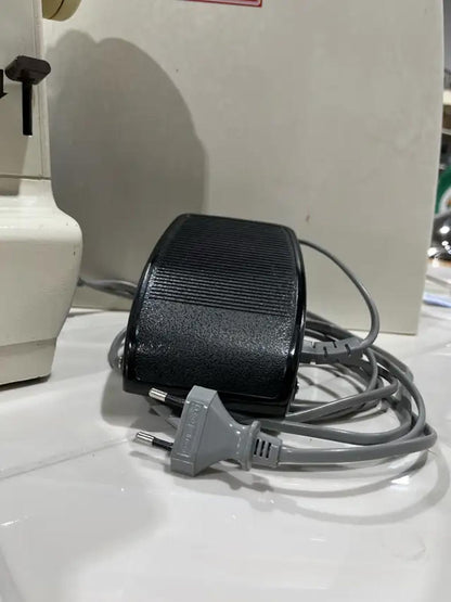Metal Brother Sewing Machine