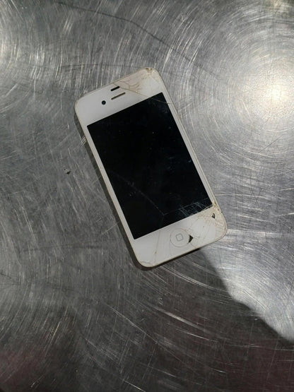 WHITE Apple iphone 4s FOR PARTS ONLY