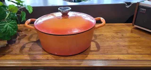 Lagostina 3.8L Enamelled Cast Iron Dutch Oven