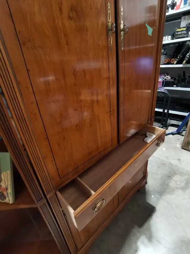 Solid Drexel Wood Entertainment Centre with Display corners