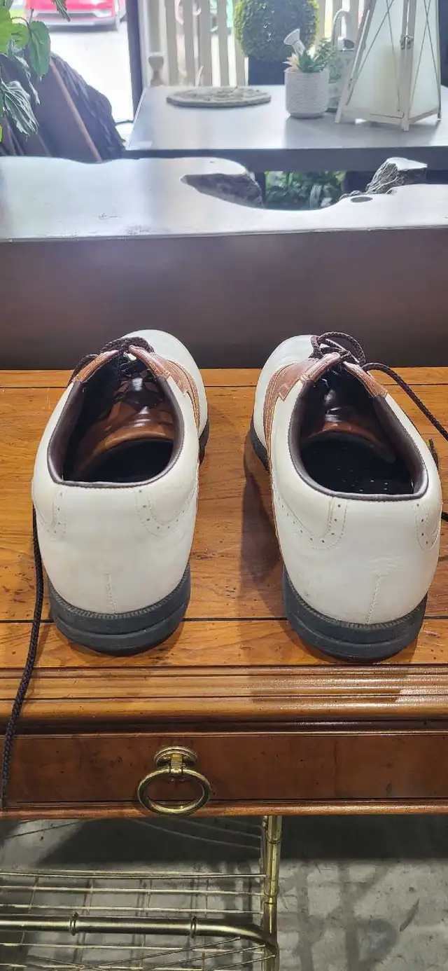 FootJoy Golf Saddle Shoes Size 10.5