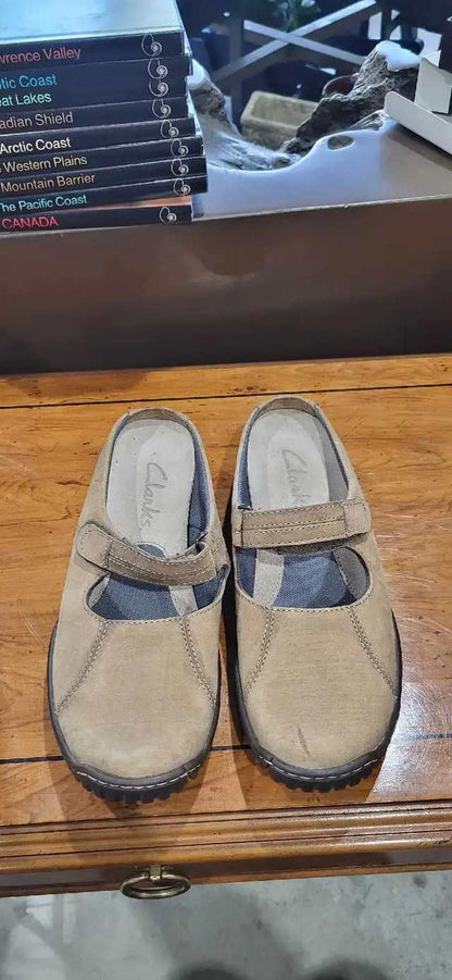 Clarks Women's Mules Size 7M