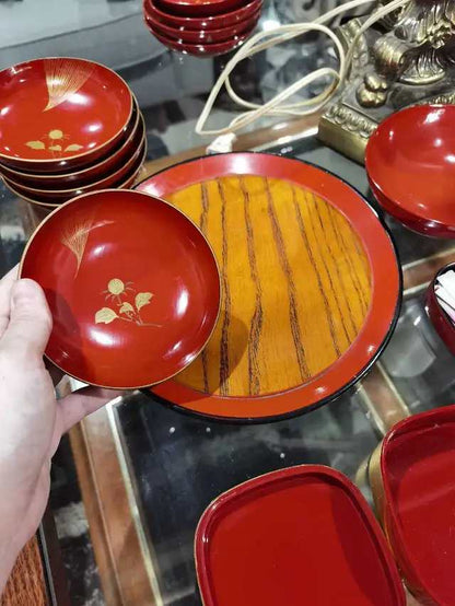 Red Japanese Lacquerware Set