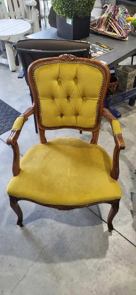 Vintage Mustard Tufted Accent Chair