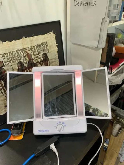 Conair Light Up Makeup Mirror - tested