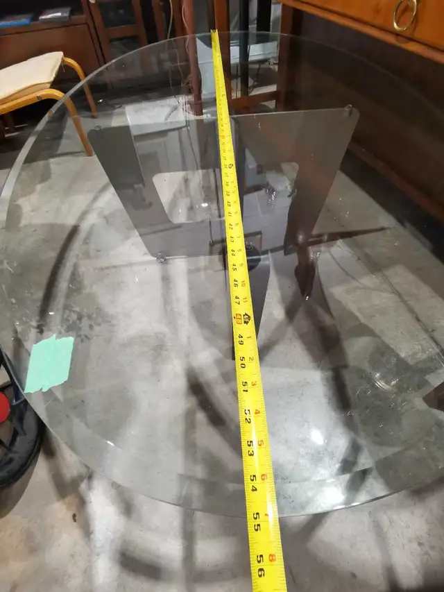Modern oval Glass Coffee Table