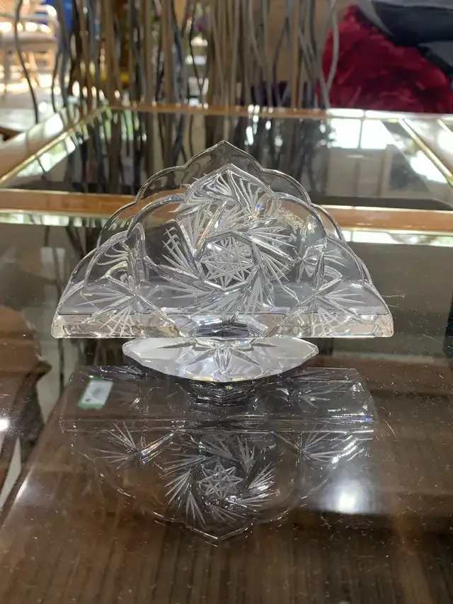 Crystal Pinwheel Napkin Holder