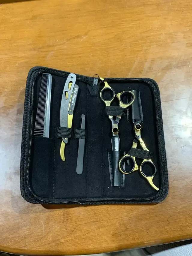 Sharpend hair scissor kit