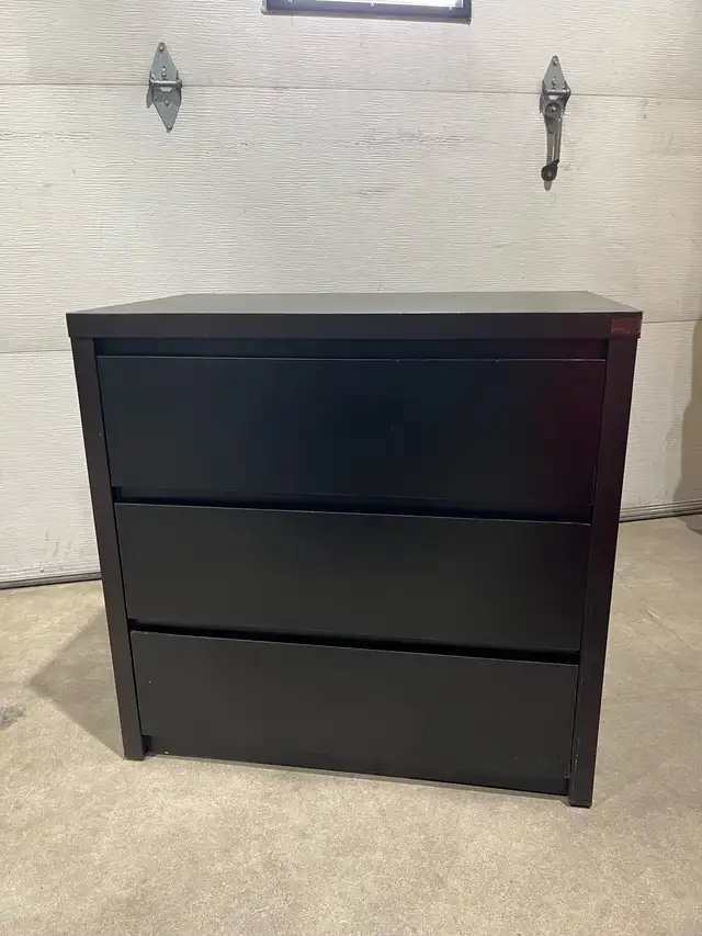 IKEA MALM 3-Drawer Chest