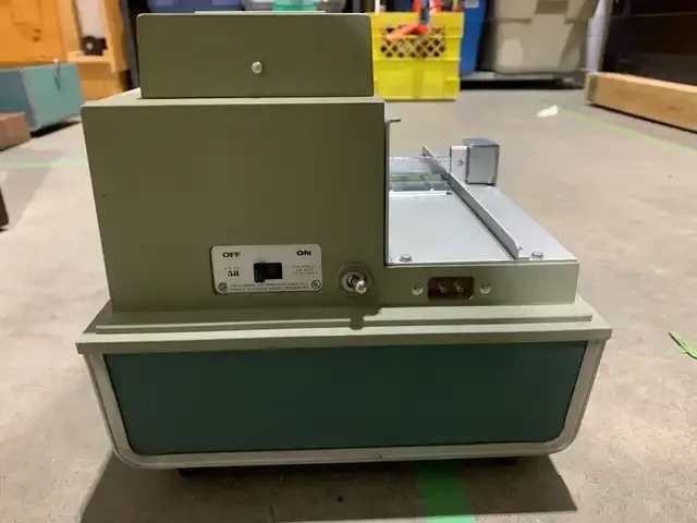 Argus 500 Automatic Slide Projector - Power Tested