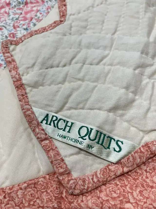 Vintage Arch Quilts Fan Pattern Bed Quilt