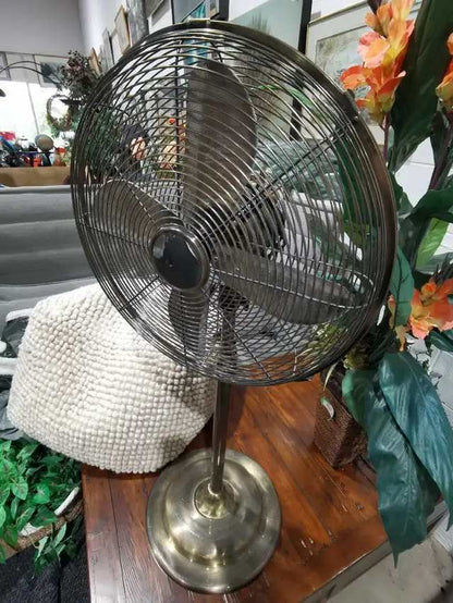Vintage Style Metal Floor Fan - tested