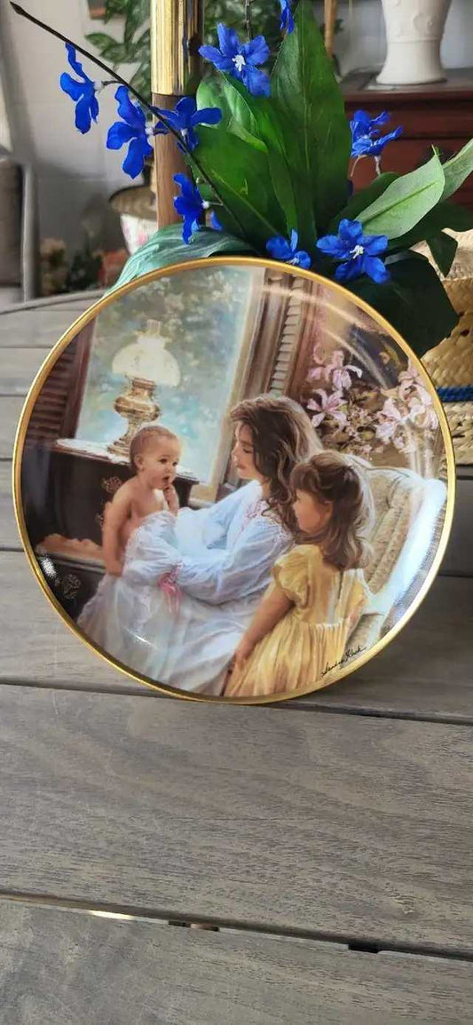Reco Morning Glory Collector Plate
