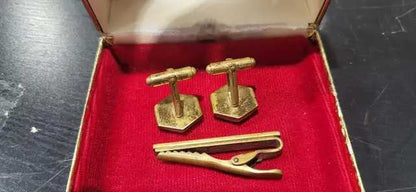 Eaton Cufflink and Tie clip Set Mother of Pearl