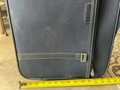 MBrine Rolling Suitcase