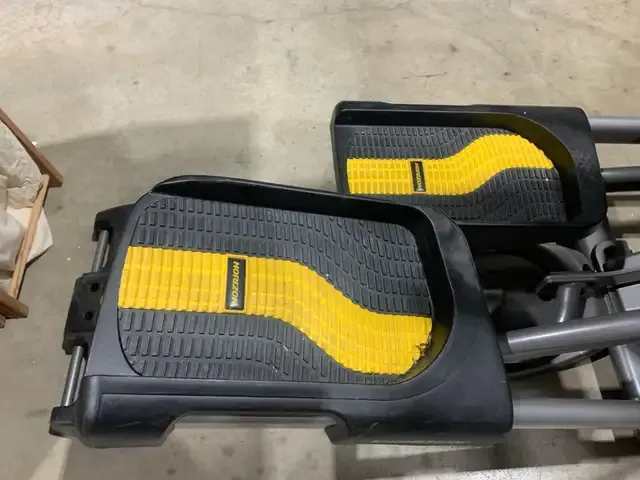Horizon Fitness CE9.2 Elliptical