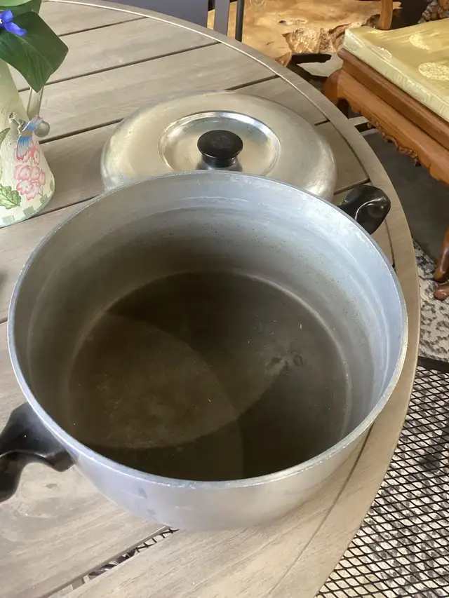 Wear-Ever Aluminum Pot