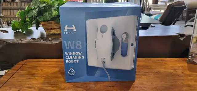 HUTT W8 Window Cleaning Robot New! **Sealed in Box**