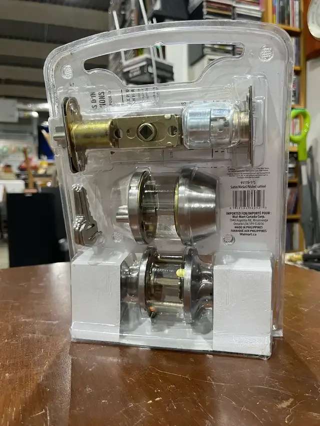 Fix It! Ball Knob & Deadbolt Lockset Combo Pack