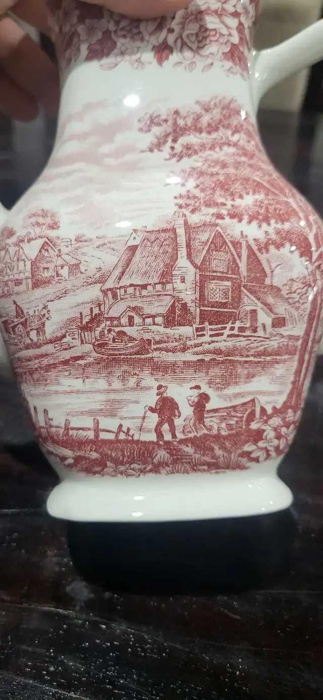 W.H. Grindley Homeland Teapot