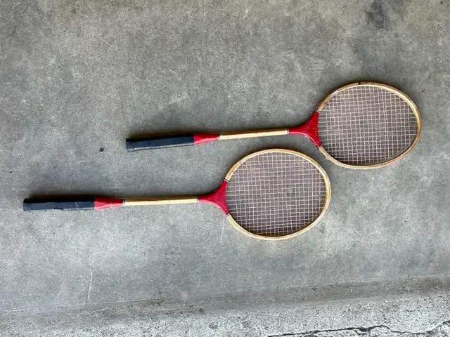 Chien Kong Vintage Wooden Badminton Rackets