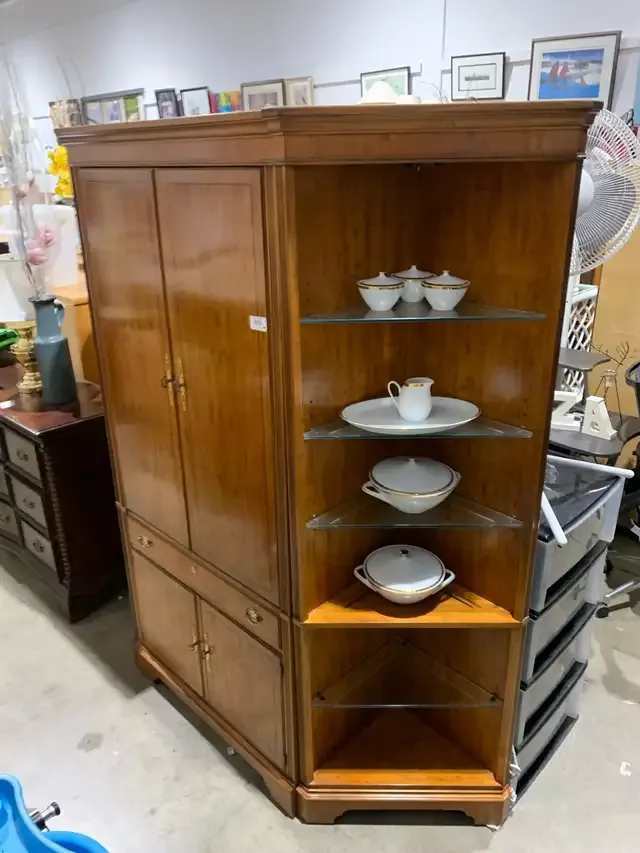 Wooden entertainment Armoire - Drexel heritage