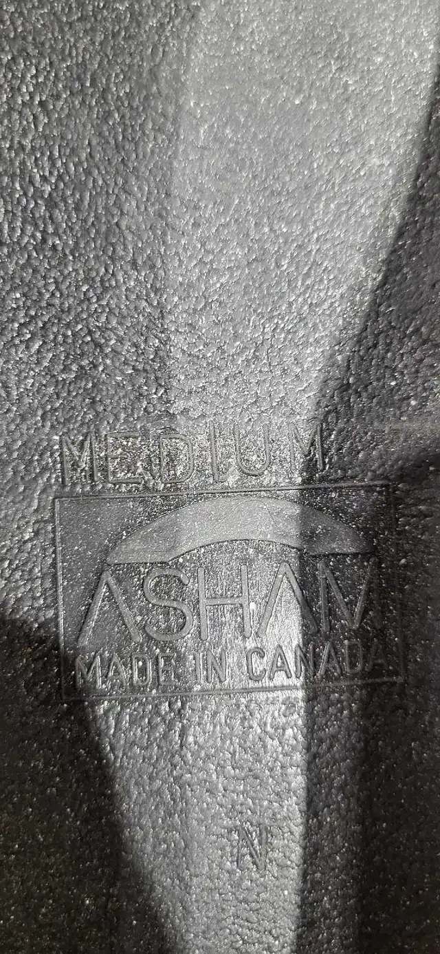 Asham Curling Slider - 2 Available