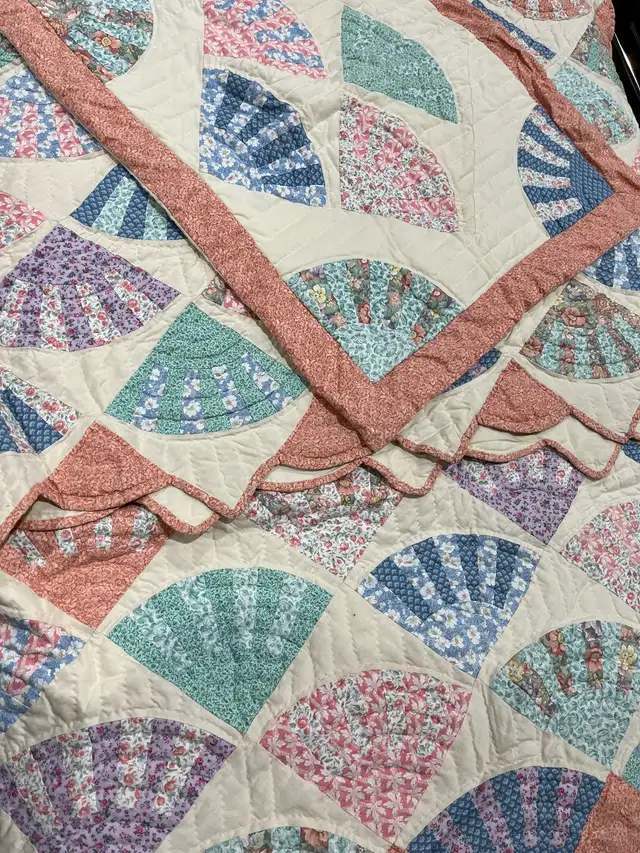 Vintage Arch Quilts Fan Pattern Bed Quilt
