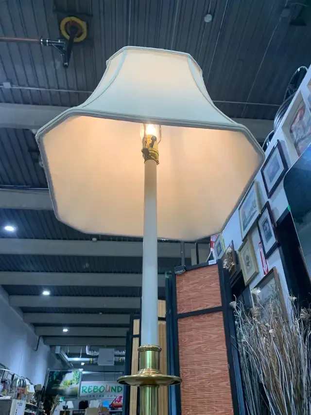 Vintage Brass Floor Lamp with Side Table
