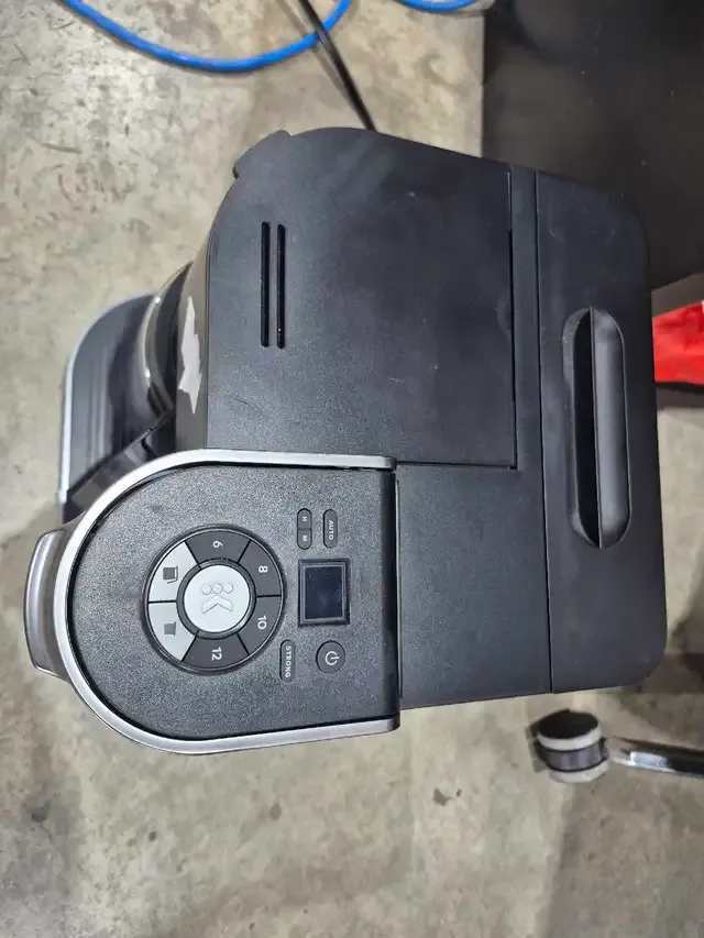 Assorted Keurig Coffee Machines