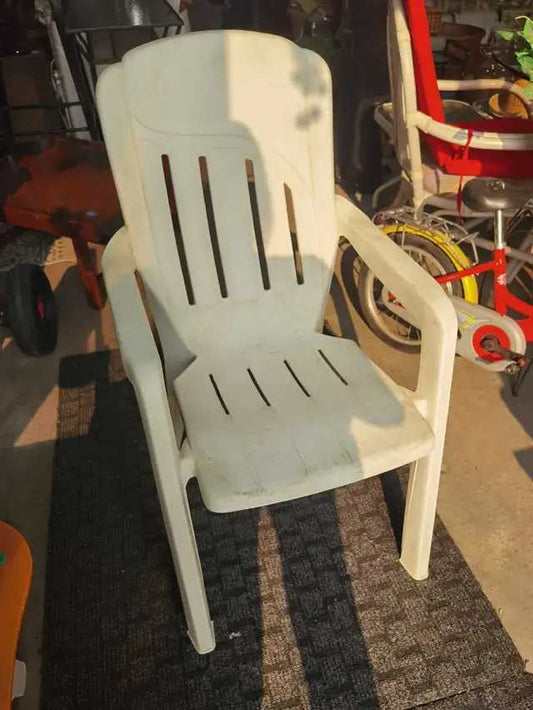 White Patio Chair ( set of 5)