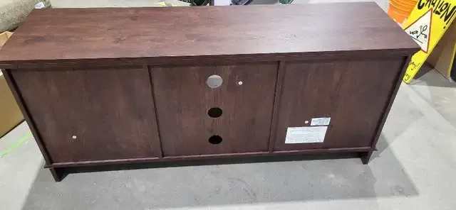Welwick Designs 60" wood TV Stand - Espresso