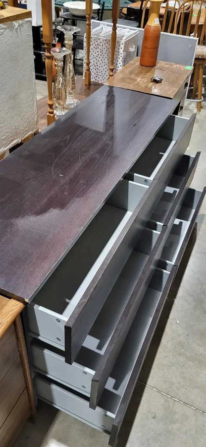 6-Drawer Dresser