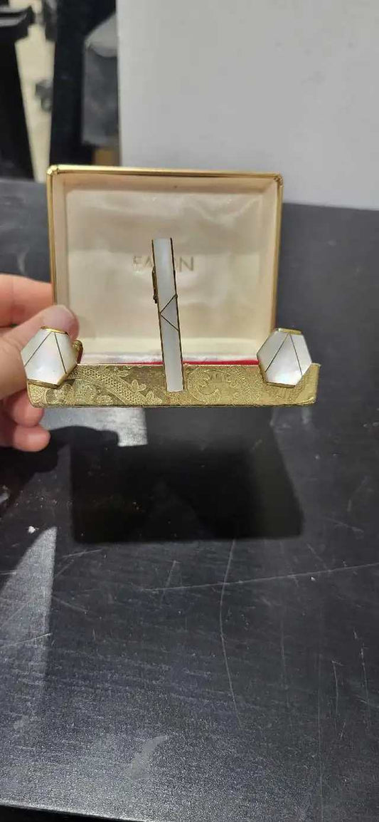 Eaton Cufflink and Tie clip Set Mother of Pearl