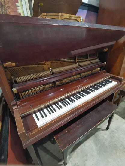 Gerhard Heintzman Upright Piano