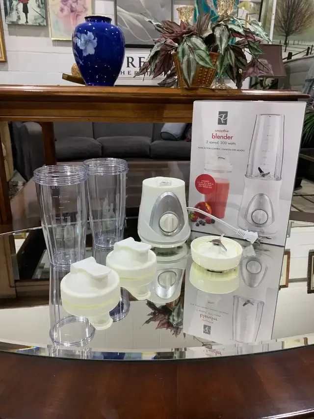 PC Smoothie Blender with 2 Cups