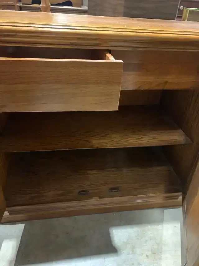 Oak Credenza with 2 Drawers and 4 Cabinets