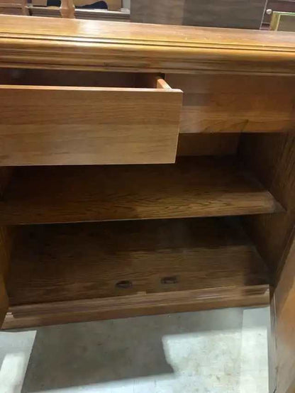 Oak Credenza with 2 Drawers and 4 Cabinets